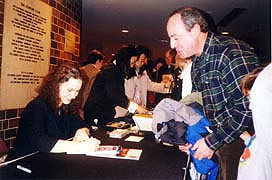 [photo, Violinist Hilary Hahn at Meyerhoff Symphony Hall, Baltimore, Maryland]